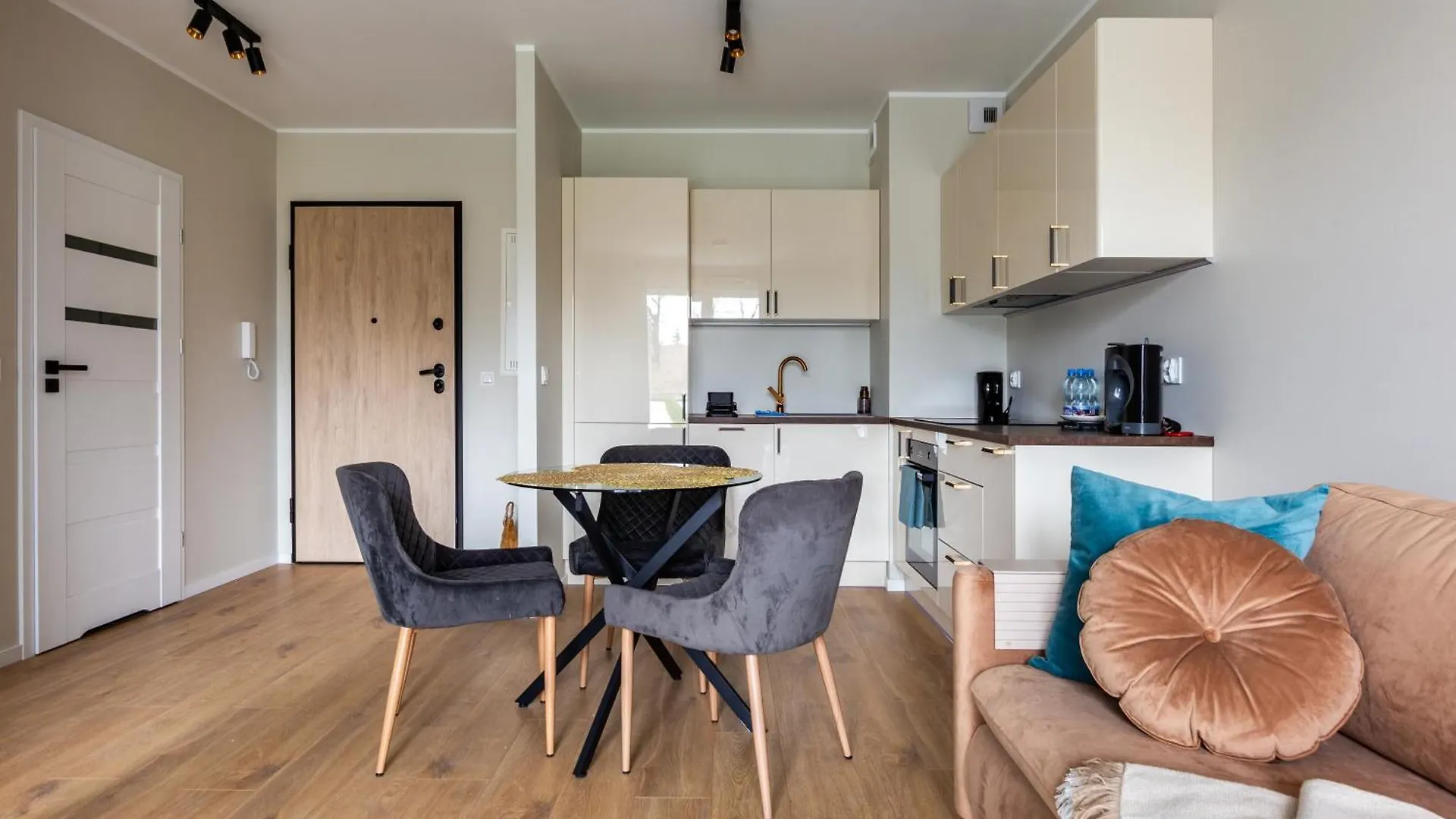 Yoga Prestige Apartment Gdansk 0*,