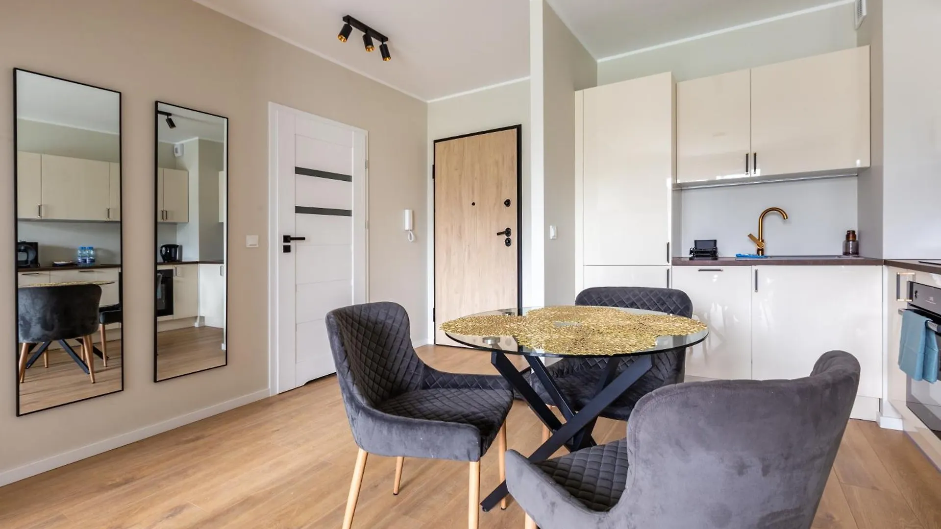 Yoga Prestige Apartment Gdansk
